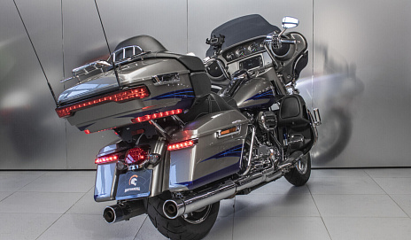 Harley-Davidson CVO Electra Glide ULTRA LIMITED